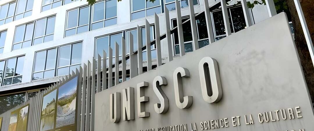 IA à l’école : dix ministres africains signent à Paris, mais réclament d’abord un modèle qui parle leurs langues